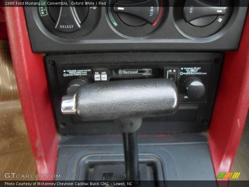 Oxford White / Red 1988 Ford Mustang LX Convertible