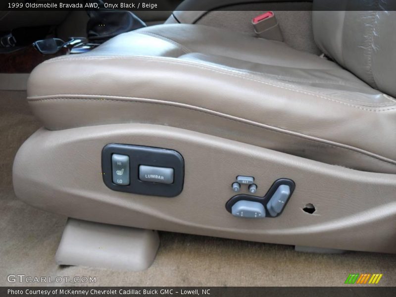 Onyx Black / Beige 1999 Oldsmobile Bravada AWD