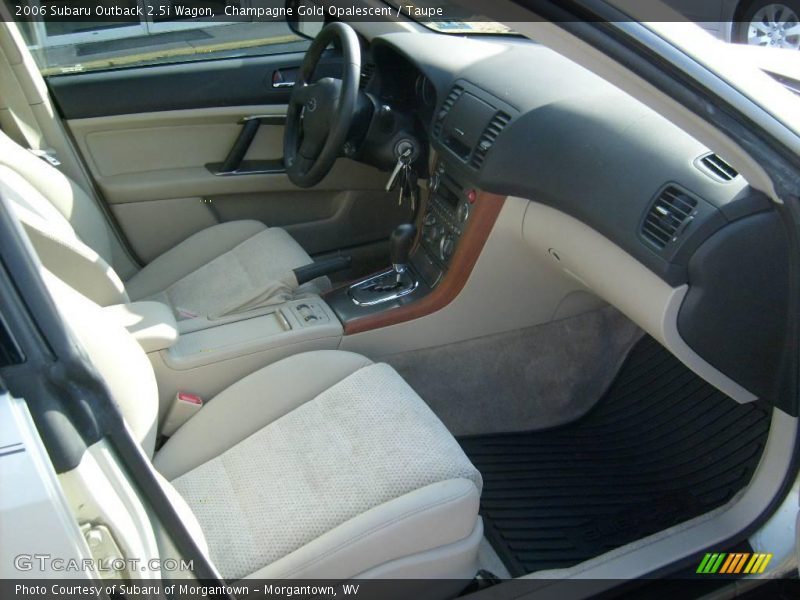 Champagne Gold Opalescent / Taupe 2006 Subaru Outback 2.5i Wagon