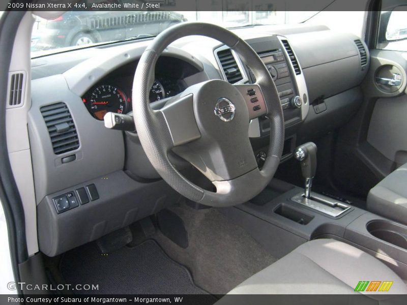 Avalanche White / Steel 2009 Nissan Xterra X 4x4