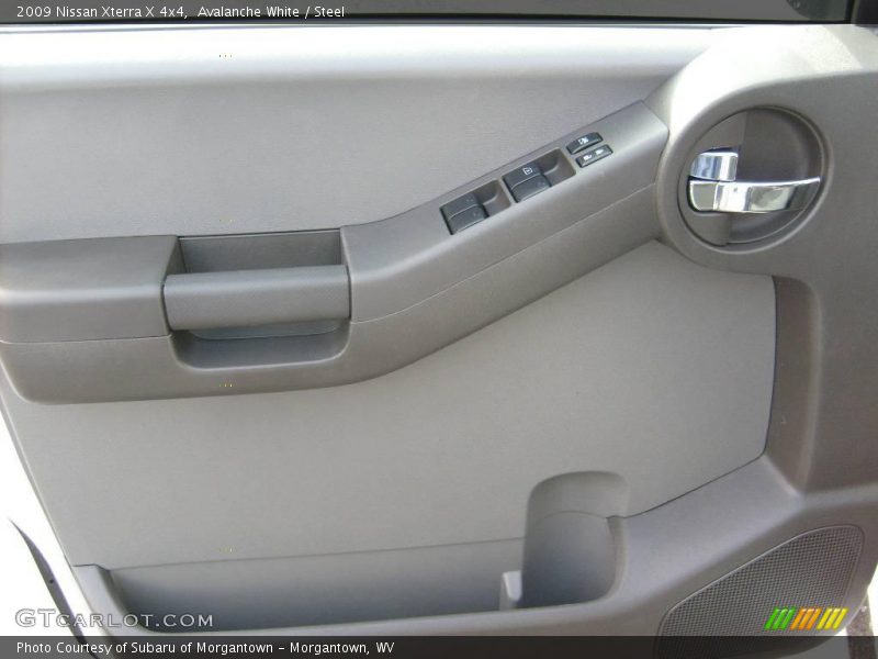 Avalanche White / Steel 2009 Nissan Xterra X 4x4