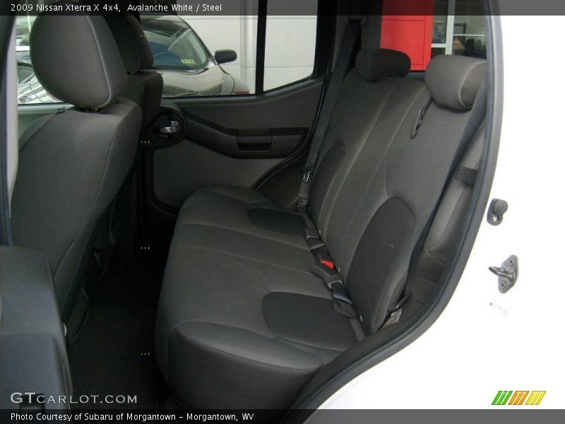Avalanche White / Steel 2009 Nissan Xterra X 4x4