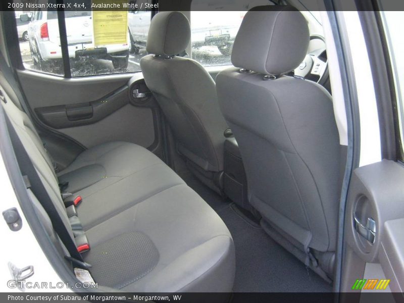 Avalanche White / Steel 2009 Nissan Xterra X 4x4