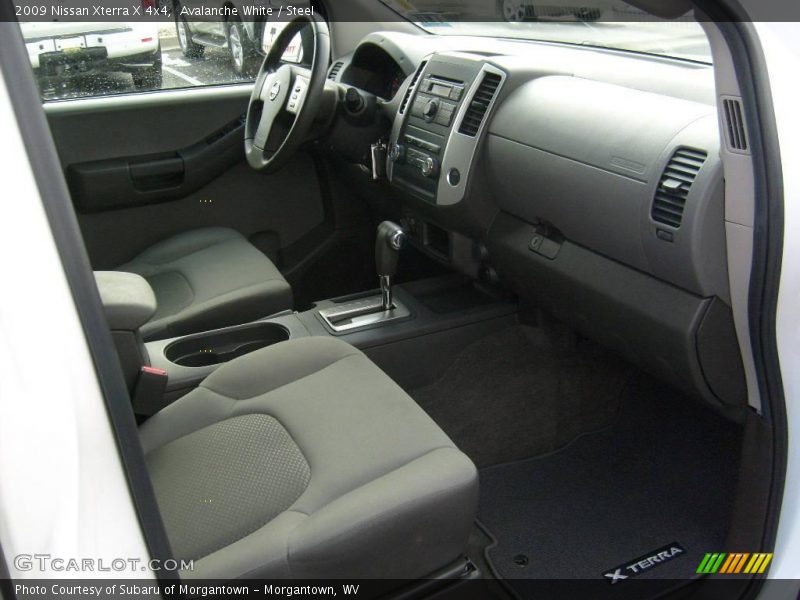 Avalanche White / Steel 2009 Nissan Xterra X 4x4