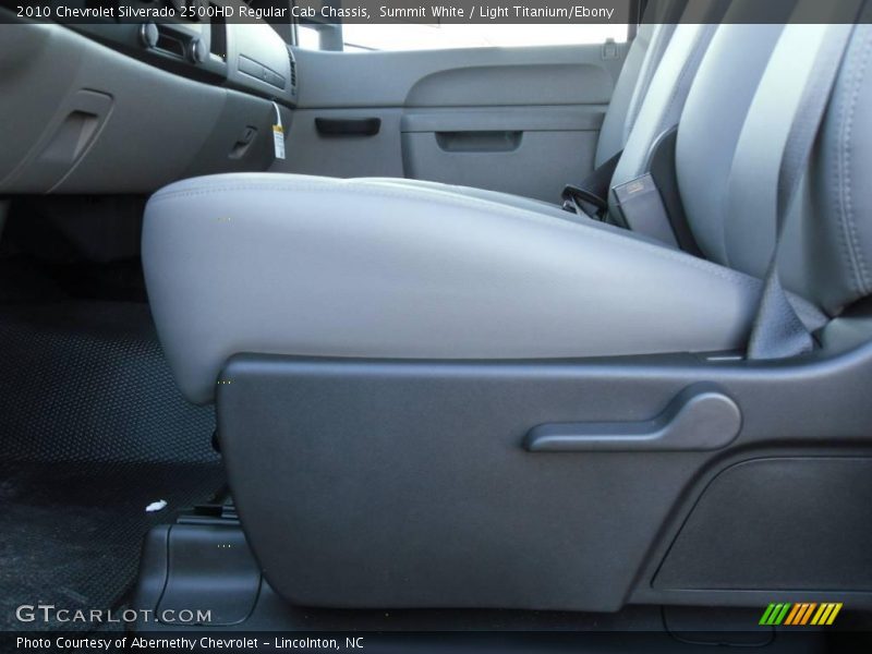Summit White / Light Titanium/Ebony 2010 Chevrolet Silverado 2500HD Regular Cab Chassis