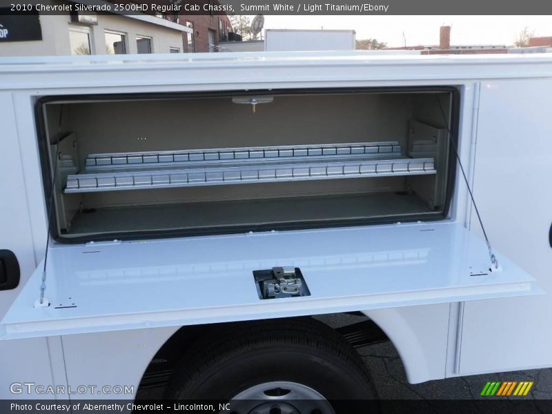 Summit White / Light Titanium/Ebony 2010 Chevrolet Silverado 2500HD Regular Cab Chassis