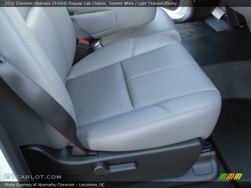 Summit White / Light Titanium/Ebony 2010 Chevrolet Silverado 2500HD Regular Cab Chassis