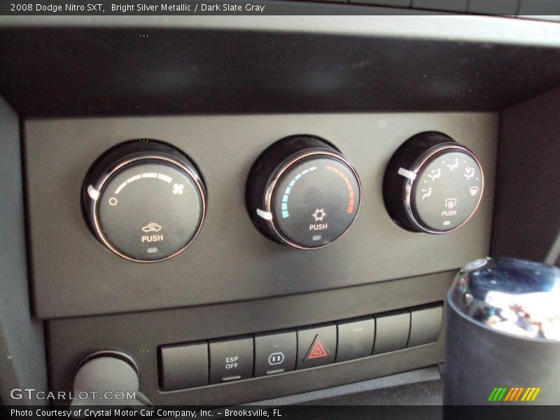 Bright Silver Metallic / Dark Slate Gray 2008 Dodge Nitro SXT