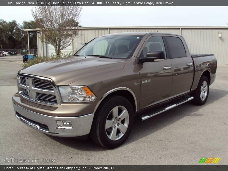 Austin Tan Pearl / Light Pebble Beige/Bark Brown 2009 Dodge Ram 1500 Big Horn Edition Crew Cab