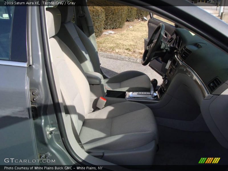 Techno Gray / Gray 2009 Saturn Aura XE