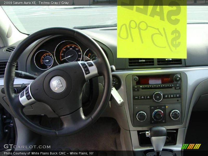 Techno Gray / Gray 2009 Saturn Aura XE