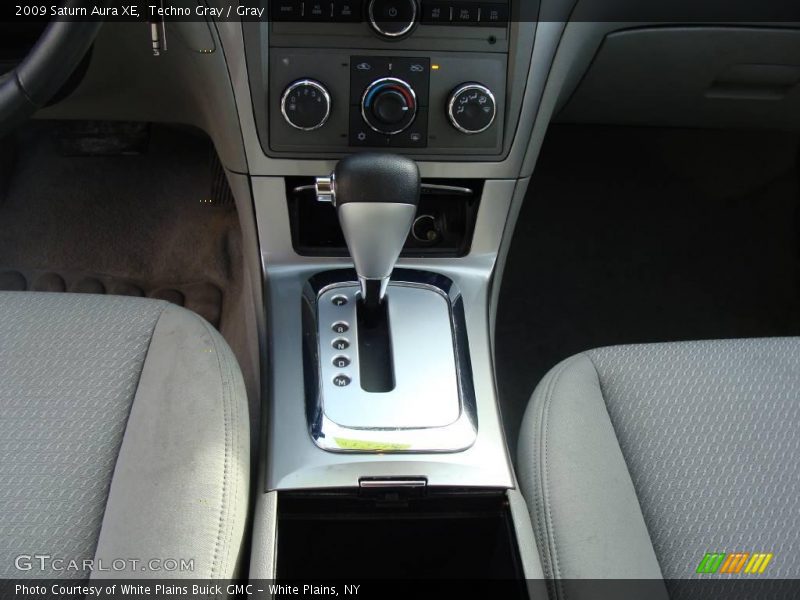 Techno Gray / Gray 2009 Saturn Aura XE