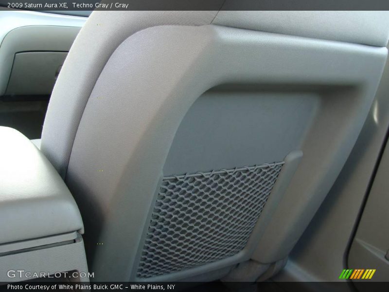 Techno Gray / Gray 2009 Saturn Aura XE
