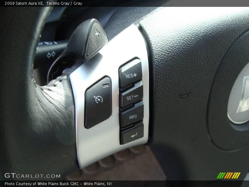 Techno Gray / Gray 2009 Saturn Aura XE