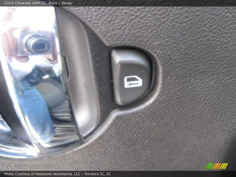 Black / Ebony 2009 Chevrolet HHR LT