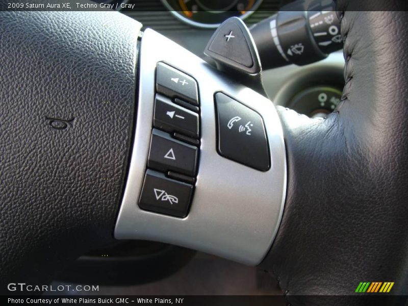 Techno Gray / Gray 2009 Saturn Aura XE