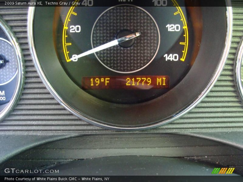 Techno Gray / Gray 2009 Saturn Aura XE