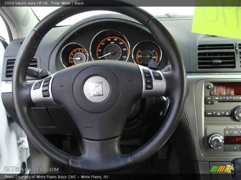 Polar White / Black 2009 Saturn Aura XR V6