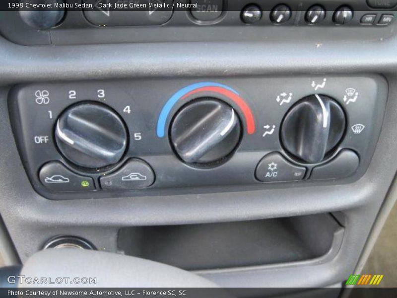 Dark Jade Green Metallic / Neutral 1998 Chevrolet Malibu Sedan