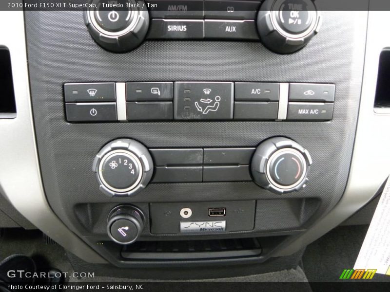 Tuxedo Black / Tan 2010 Ford F150 XLT SuperCab