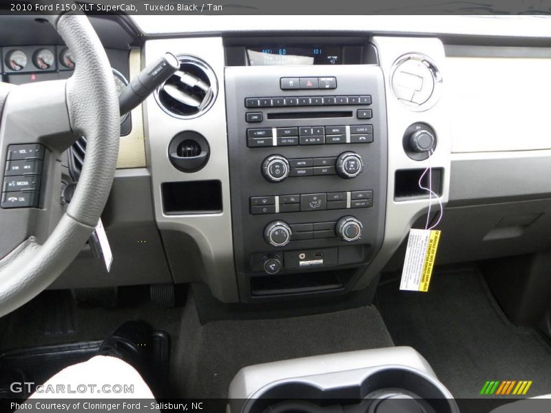 Tuxedo Black / Tan 2010 Ford F150 XLT SuperCab