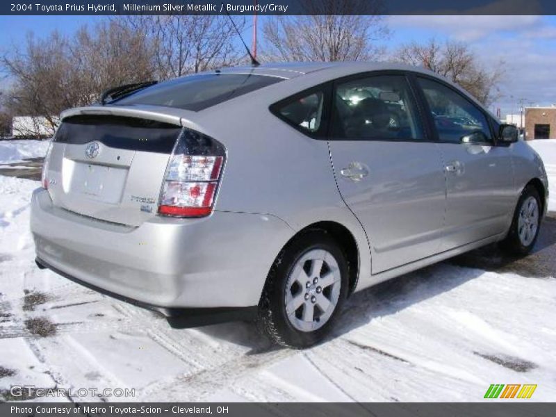 Millenium Silver Metallic / Burgundy/Gray 2004 Toyota Prius Hybrid