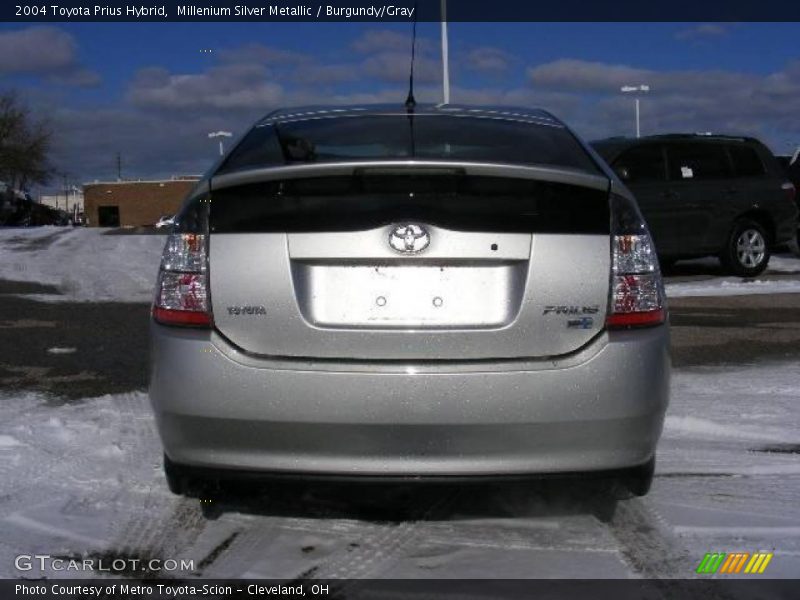 Millenium Silver Metallic / Burgundy/Gray 2004 Toyota Prius Hybrid