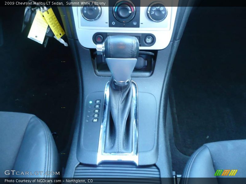 Summit White / Ebony 2009 Chevrolet Malibu LT Sedan