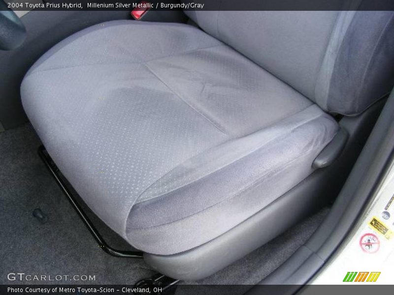 Millenium Silver Metallic / Burgundy/Gray 2004 Toyota Prius Hybrid