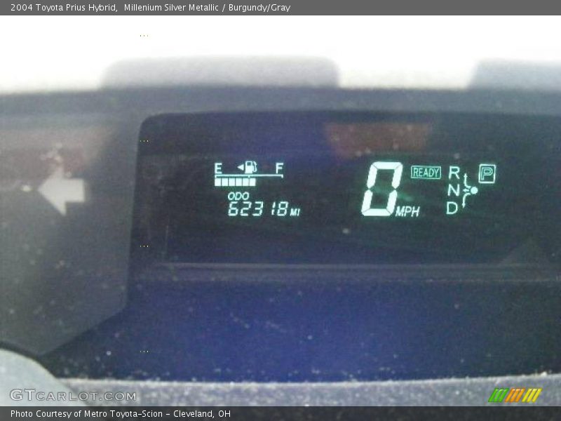 Millenium Silver Metallic / Burgundy/Gray 2004 Toyota Prius Hybrid
