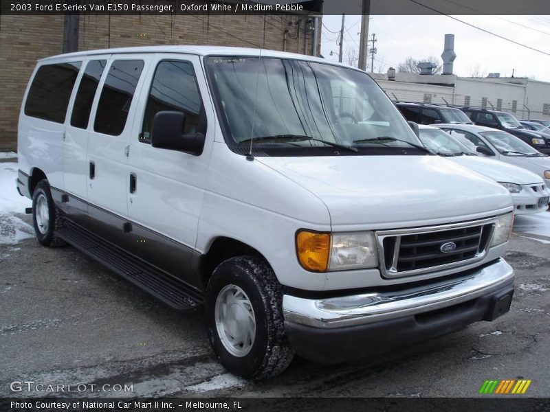 Oxford White / Medium Pebble 2003 Ford E Series Van E150 Passenger