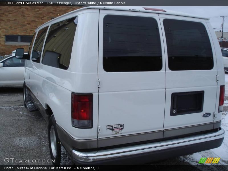Oxford White / Medium Pebble 2003 Ford E Series Van E150 Passenger