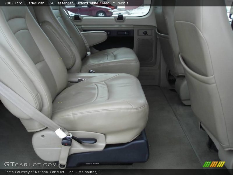 Oxford White / Medium Pebble 2003 Ford E Series Van E150 Passenger