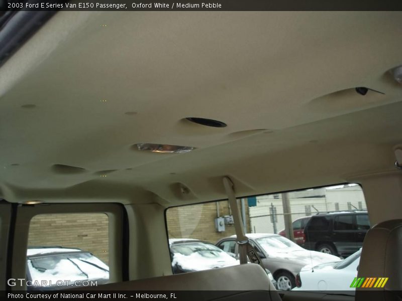 Oxford White / Medium Pebble 2003 Ford E Series Van E150 Passenger