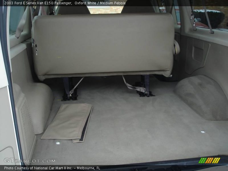 Oxford White / Medium Pebble 2003 Ford E Series Van E150 Passenger
