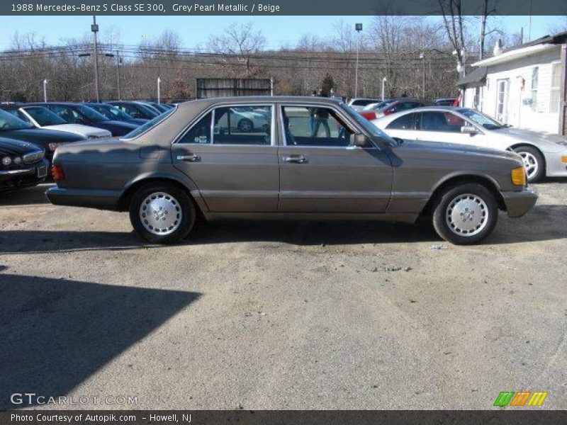 Grey Pearl Metallic / Beige 1988 Mercedes-Benz S Class SE 300