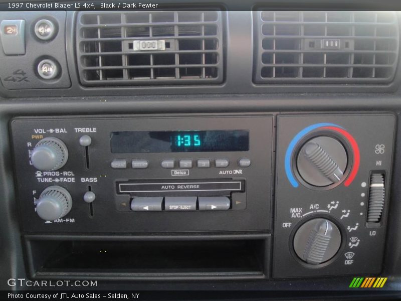 Black / Dark Pewter 1997 Chevrolet Blazer LS 4x4