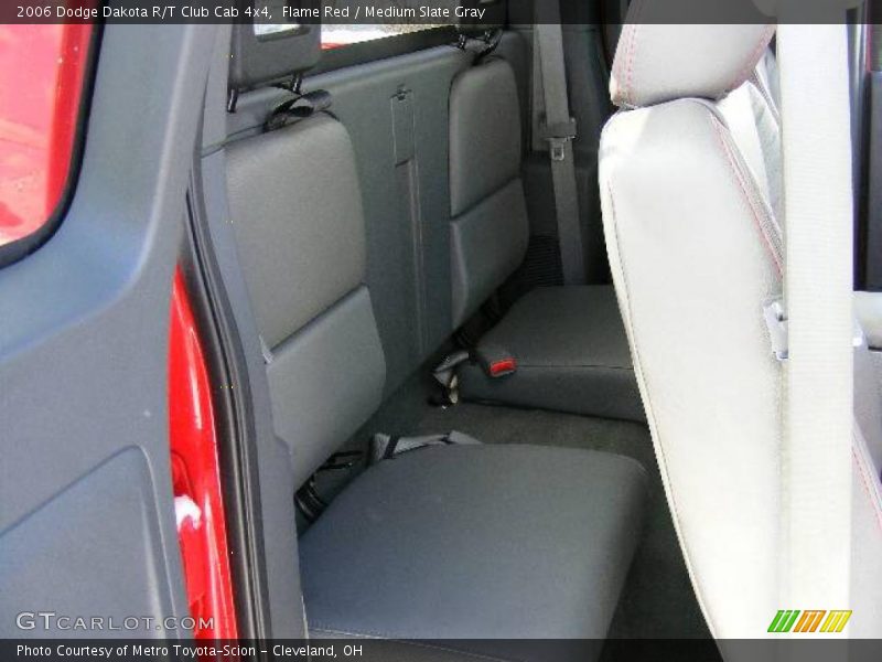 Flame Red / Medium Slate Gray 2006 Dodge Dakota R/T Club Cab 4x4