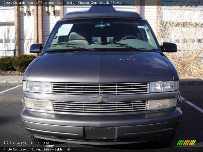 Medium Chacoal Gray Metallic / Pewter 2001 Chevrolet Astro LT Passenger Van
