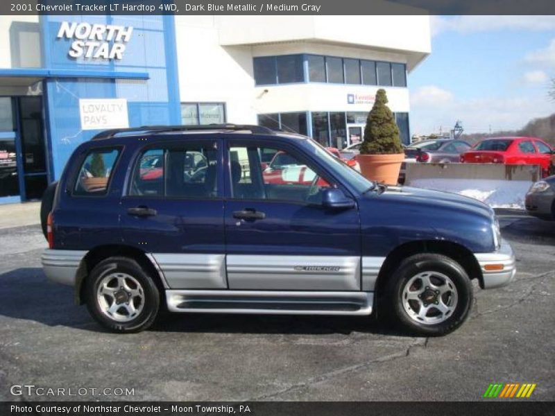 Dark Blue Metallic / Medium Gray 2001 Chevrolet Tracker LT Hardtop 4WD