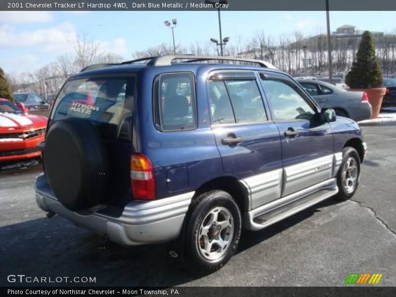 Dark Blue Metallic / Medium Gray 2001 Chevrolet Tracker LT Hardtop 4WD
