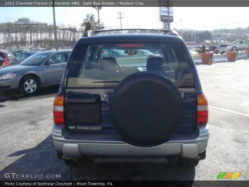 Dark Blue Metallic / Medium Gray 2001 Chevrolet Tracker LT Hardtop 4WD