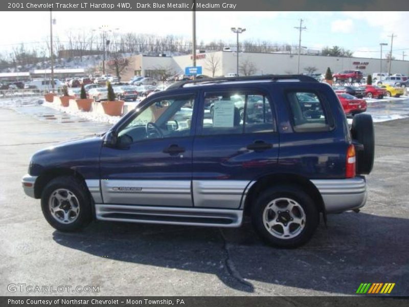 Dark Blue Metallic / Medium Gray 2001 Chevrolet Tracker LT Hardtop 4WD