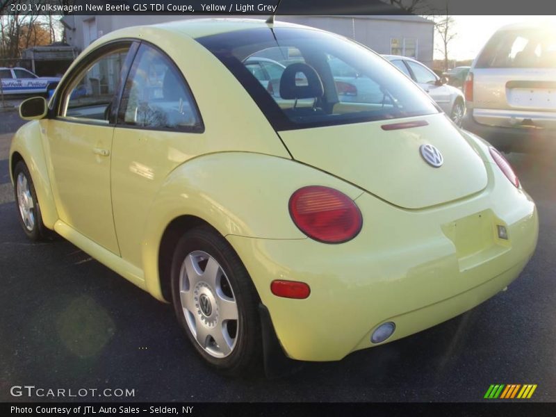 Yellow / Light Grey 2001 Volkswagen New Beetle GLS TDI Coupe