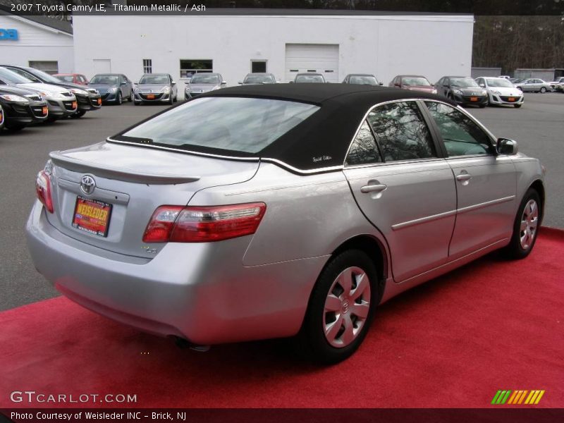 Titanium Metallic / Ash 2007 Toyota Camry LE