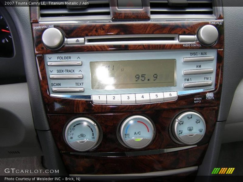 Titanium Metallic / Ash 2007 Toyota Camry LE
