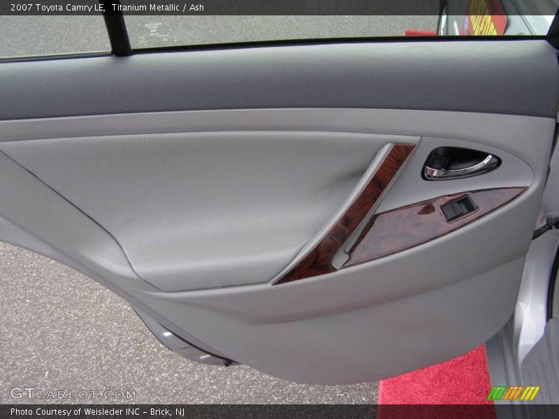 Titanium Metallic / Ash 2007 Toyota Camry LE