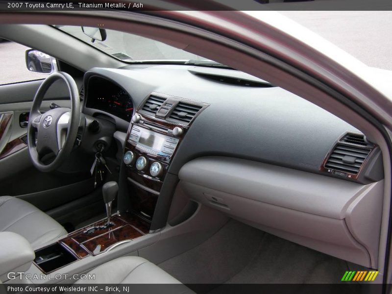 Titanium Metallic / Ash 2007 Toyota Camry LE