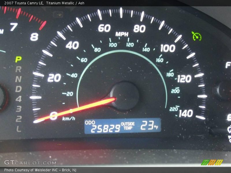 Titanium Metallic / Ash 2007 Toyota Camry LE