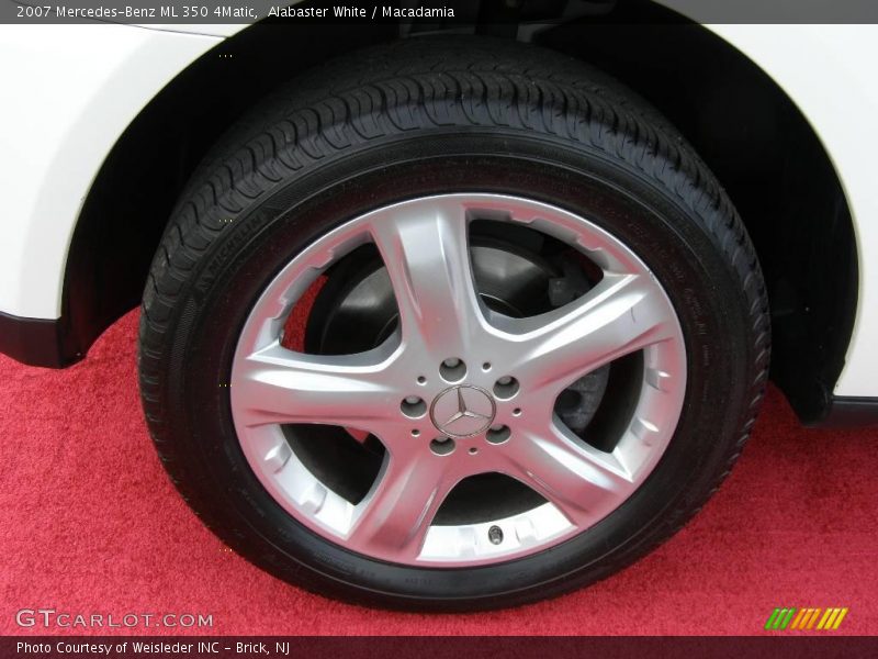 Alabaster White / Macadamia 2007 Mercedes-Benz ML 350 4Matic
